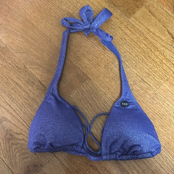 NWT Hollister Co. blue shimmer triangle string bikini top XXS - Picture 2 of 5